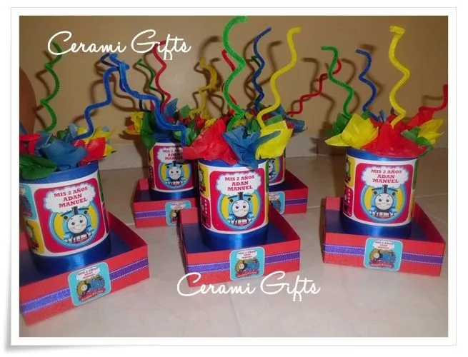 Centros de Mesa. Motivo: Thomas and Friends | Cerami Gifts ... Centros de Mesa. Motivo: Thomas and Friends | Cerami Gifts ...