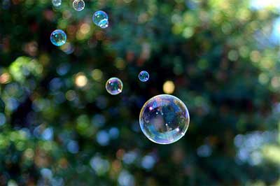 Desde las horas cero: Burbujas que se van y otras que se quedan...
