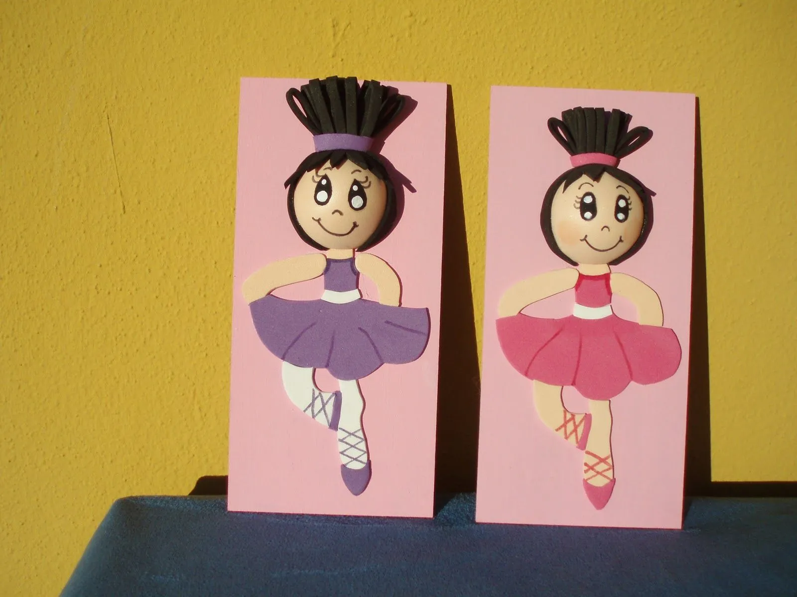 CHACHI PIRULI Complementos: CARTELES BAILARINAS CHACHI PIRULI Complementos: CARTELES BAILARINAS