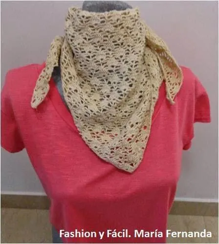 Chal o cuello tejido a ganchillo. Triángulo de crochet (Crochet ...