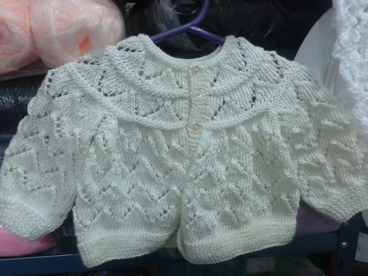 chambrita para bebe recién nacido en dos agujas... | Proyectos ... chambrita para bebe recién nacido en dos agujas... | Proyectos ...