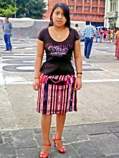 Chapinas Hermosas: Mujeres de Chichicastenango Chapinas Hermosas: Mujeres de Chichicastenango