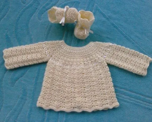 Jersey + Patucos | ROPITA DE BEBE HECHA A MANO A GANCHILLO. Jersey + Patucos | ROPITA DE BEBE HECHA A MANO A GANCHILLO.