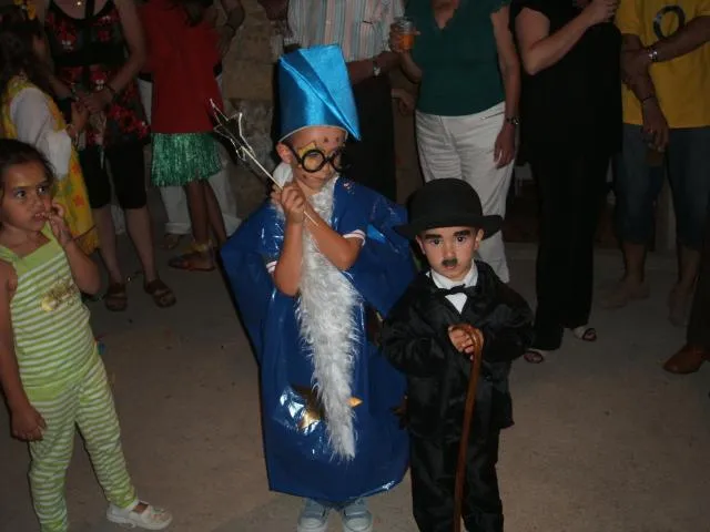 CHARLOT Y MAGO MERLIN