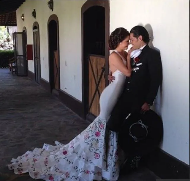 Charro de novio. Perfecta boda para una mujer mexicana. Los ... Charro de novio. Perfecta boda para una mujer mexicana. Los ...