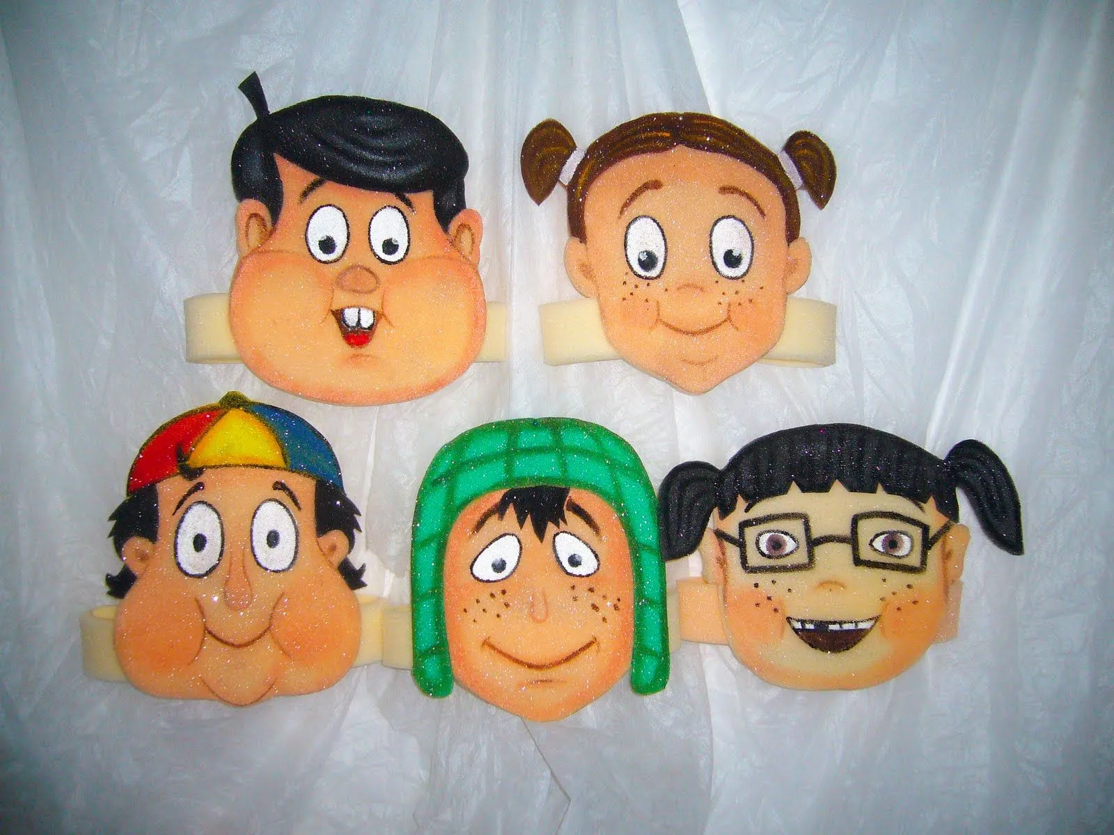 Chavo del 8 (vincha).....$15,00 Chavo del 8 (vincha).....$15,00