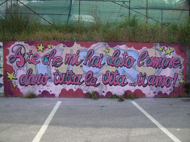 a te che mi hai dato l'amore... | amore gridato sui muri ... a te che mi hai dato l'amore... | amore gridato sui muri ...