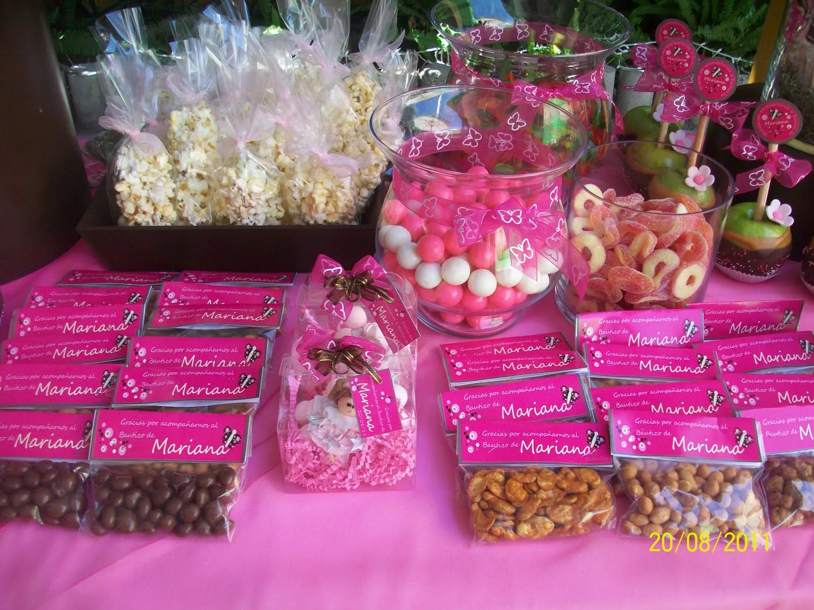 Cherry, Pasteleria Creativa: Mesa de Dulces para Mariana Cherry, Pasteleria Creativa: Mesa de Dulces para Mariana