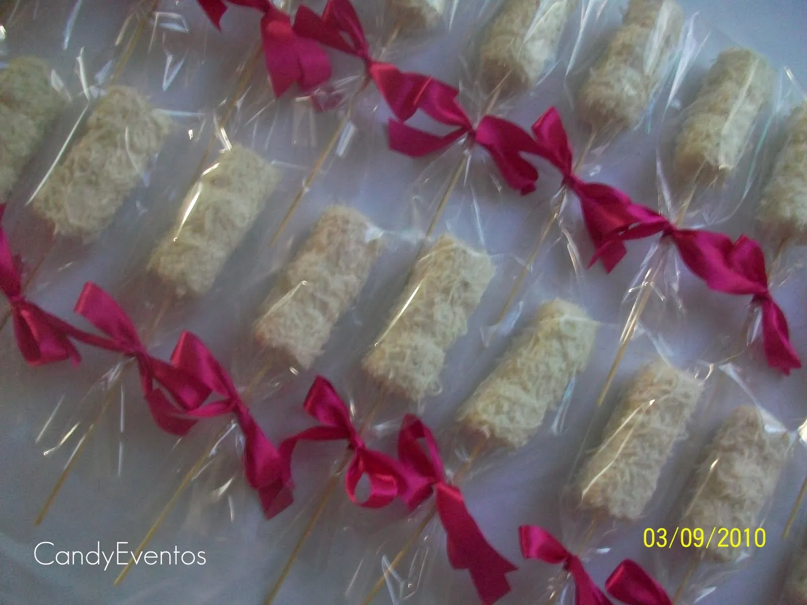 Cherry, Pasteleria Creativa: Recuerdos para Quinceañera "Mardi Gras" Cherry, Pasteleria Creativa: Recuerdos para Quinceañera "Mardi Gras"