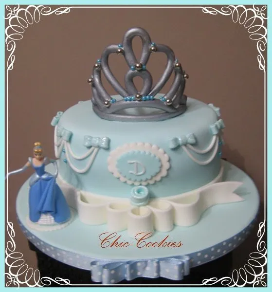 Chic-Cookies: Tarta Tiara para Delia