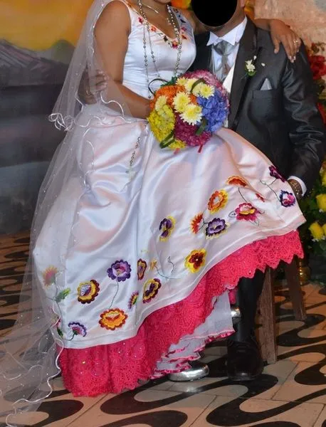 chicana vestido de novia | Ten FEshion