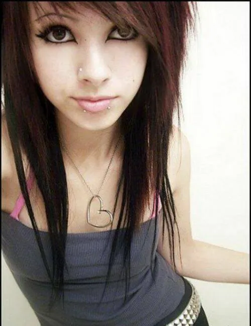 Chicas emo con ojos azules - Imagui