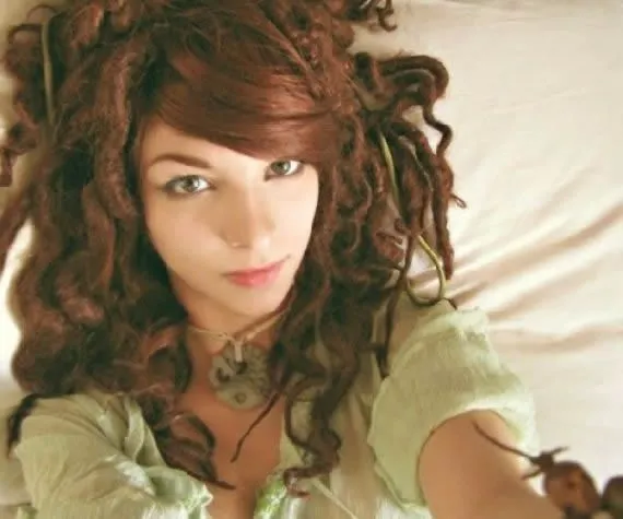 Chicas lindas con rastas – Marcianos
