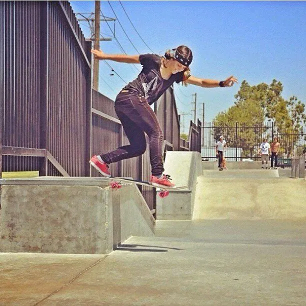 Chicas Skate † (@ChicasSkate) | Twitter