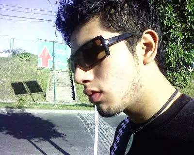 Hombres jovenes lindos - Imagui