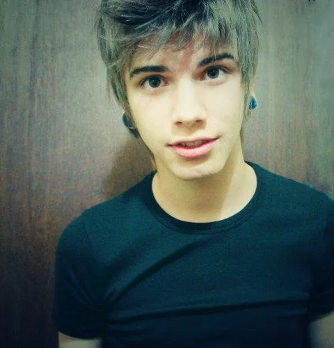 Chicos lindos (@PendejosGuapos) | Twitter