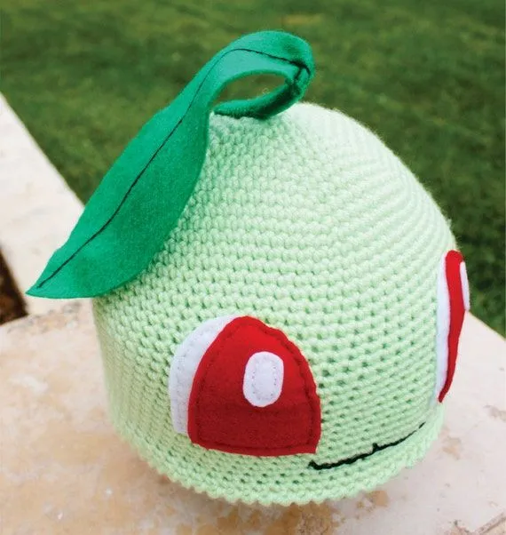 Chikorita Pokemon Inspired Hat With Leaf: Japanese por littlepopos Chikorita Pokemon Inspired Hat With Leaf: Japanese por littlepopos