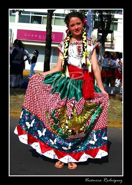 China Poblana: Traje típico de Puebla | Flickr - Photo Sharing!