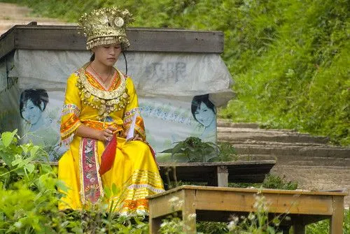 China con traje típico - a photo on Flickriver