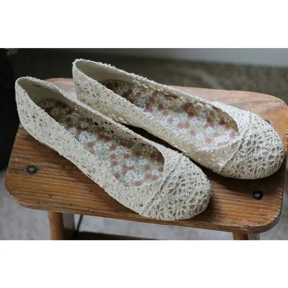 Chinese Laundry - DIRTY LAUNDRY GENUINE CROCHET FLATS IN IVORY ... Chinese Laundry - DIRTY LAUNDRY GENUINE CROCHET FLATS IN IVORY ...