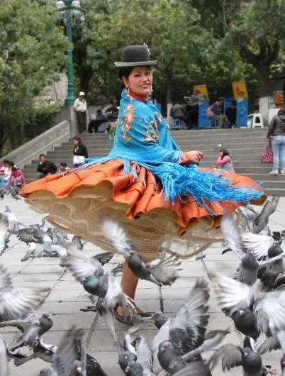 CHOLITAS ENGALANARAN CALENDARIO EN 2013 | Cholita Paceña CHOLITAS ENGALANARAN CALENDARIO EN 2013 | Cholita Paceña
