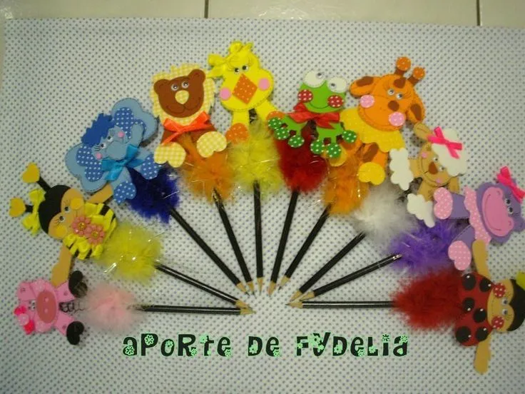 Las chorradikas de Laury: Muñecos para lápices en fieltro o foami ... Las chorradikas de Laury: Muñecos para lápices en fieltro o foami ...