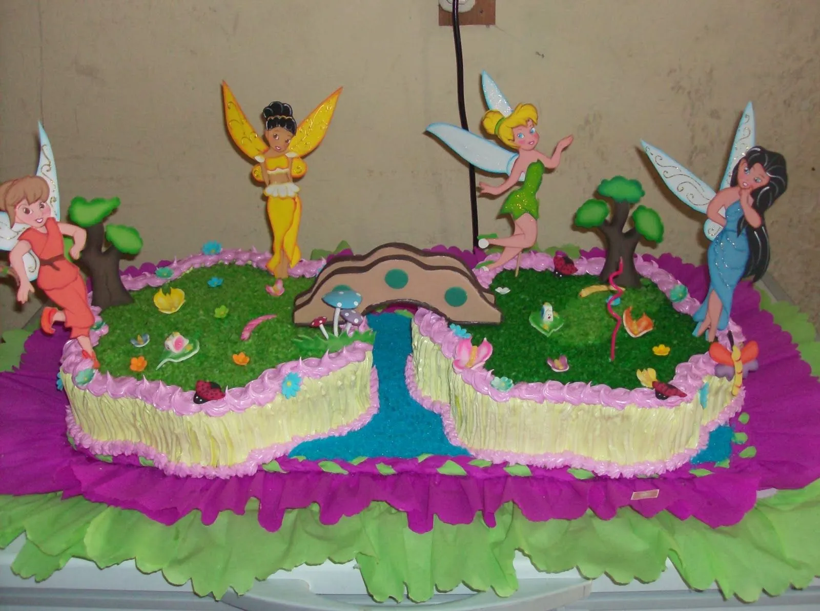 Christian Rodríguez | Tortas y Gelatinas Decoradas, Pasapalos, etc ... Christian Rodríguez | Tortas y Gelatinas Decoradas, Pasapalos, etc ...