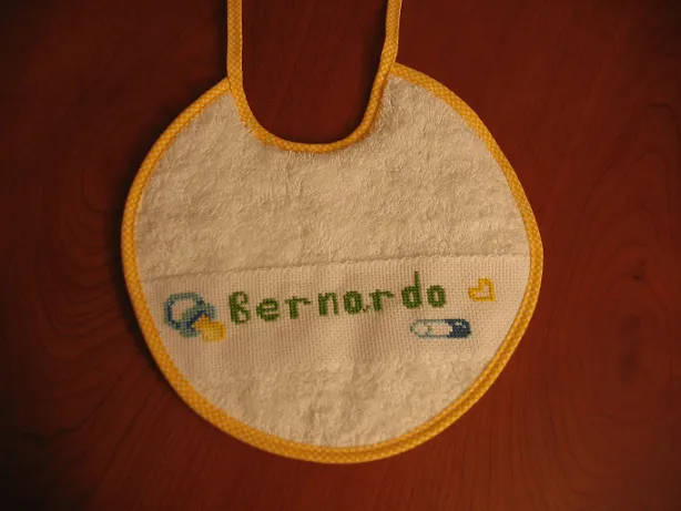 Chupete a punto de cruz - Imagui