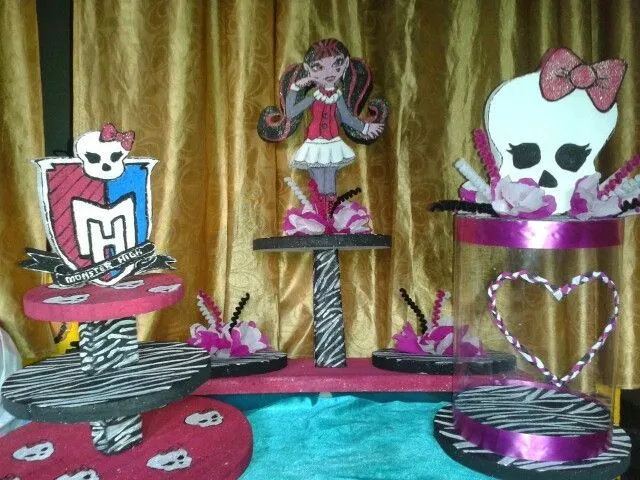 Chupeteras de monster high | Chupeteras y cajas de regalos | Pinterest Chupeteras de monster high | Chupeteras y cajas de regalos | Pinterest