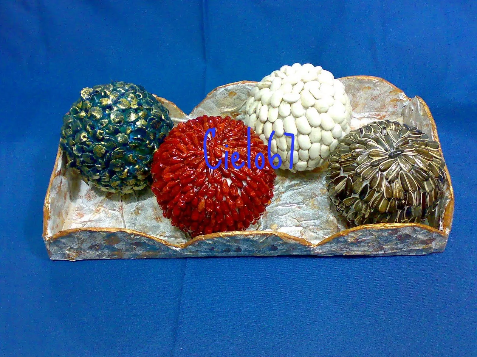 Cielo y las Manualidades: Esferas Decorativas