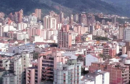 CIENCIAS SOCIALES 7° GRADO: EL ESPACIO URBANO Y EL ESPACIO RURAL. CIENCIAS SOCIALES 7° GRADO: EL ESPACIO URBANO Y EL ESPACIO RURAL.