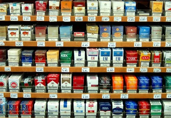 Cajetillas de tabaco sin colores ni logotipos ¿pronto en España ... Cajetillas de tabaco sin colores ni logotipos ¿pronto en España ...