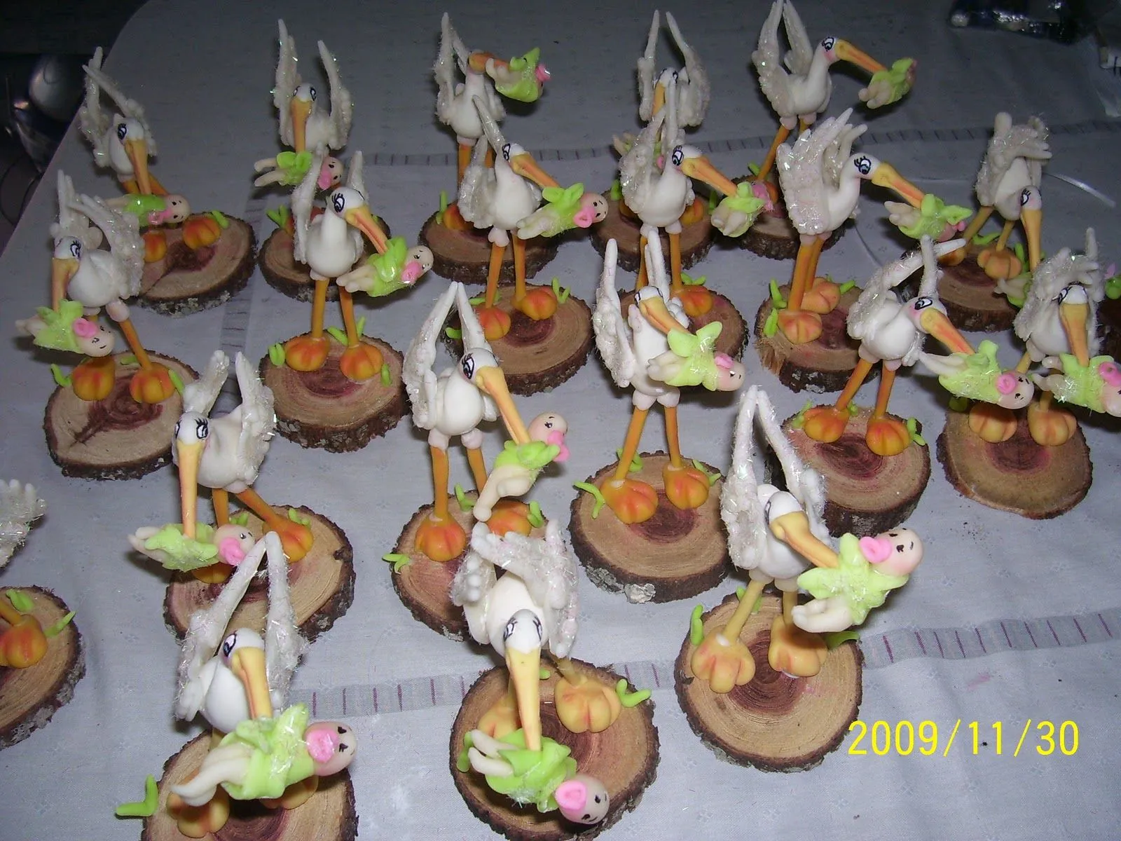 Cigueñas en porcelana fria - Imagui