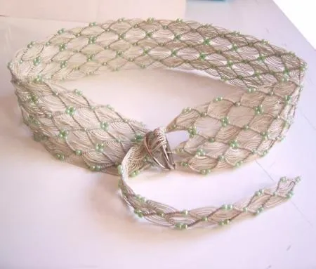 Como hacer las pulseras de Macrame