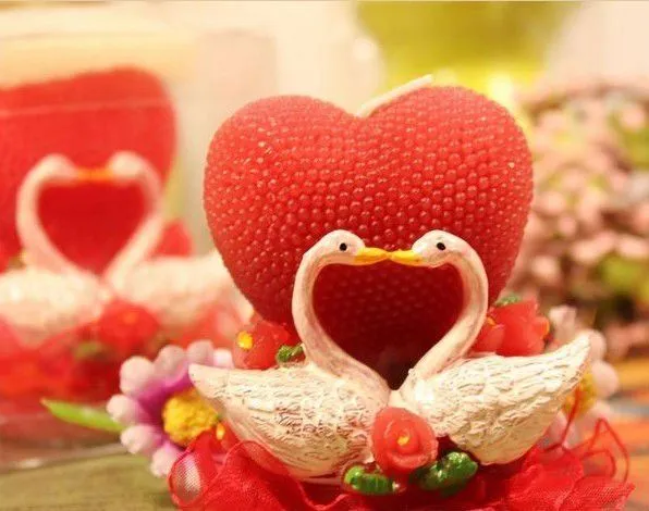 Cisne en forma de corazon - Imagui