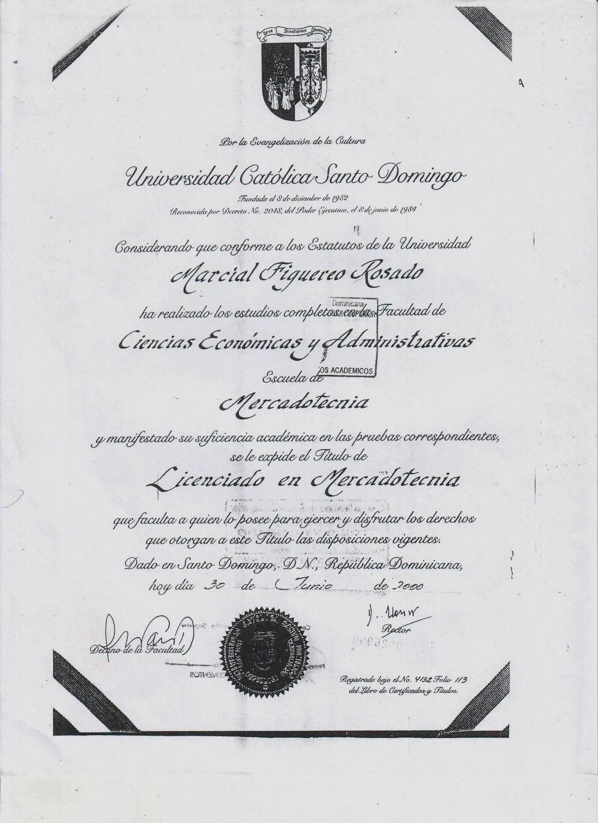 LA CITA CON DIOS: Titulos Universitarios de Marcial Figuereo LA CITA CON DIOS: Titulos Universitarios de Marcial Figuereo