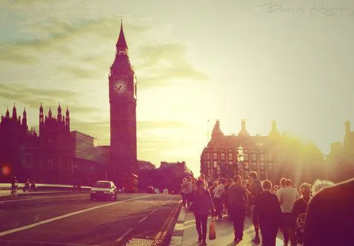 Una ciudad a la moda, Londres - London, Paris, and a coffee please. Una ciudad a la moda, Londres - London, Paris, and a coffee please.