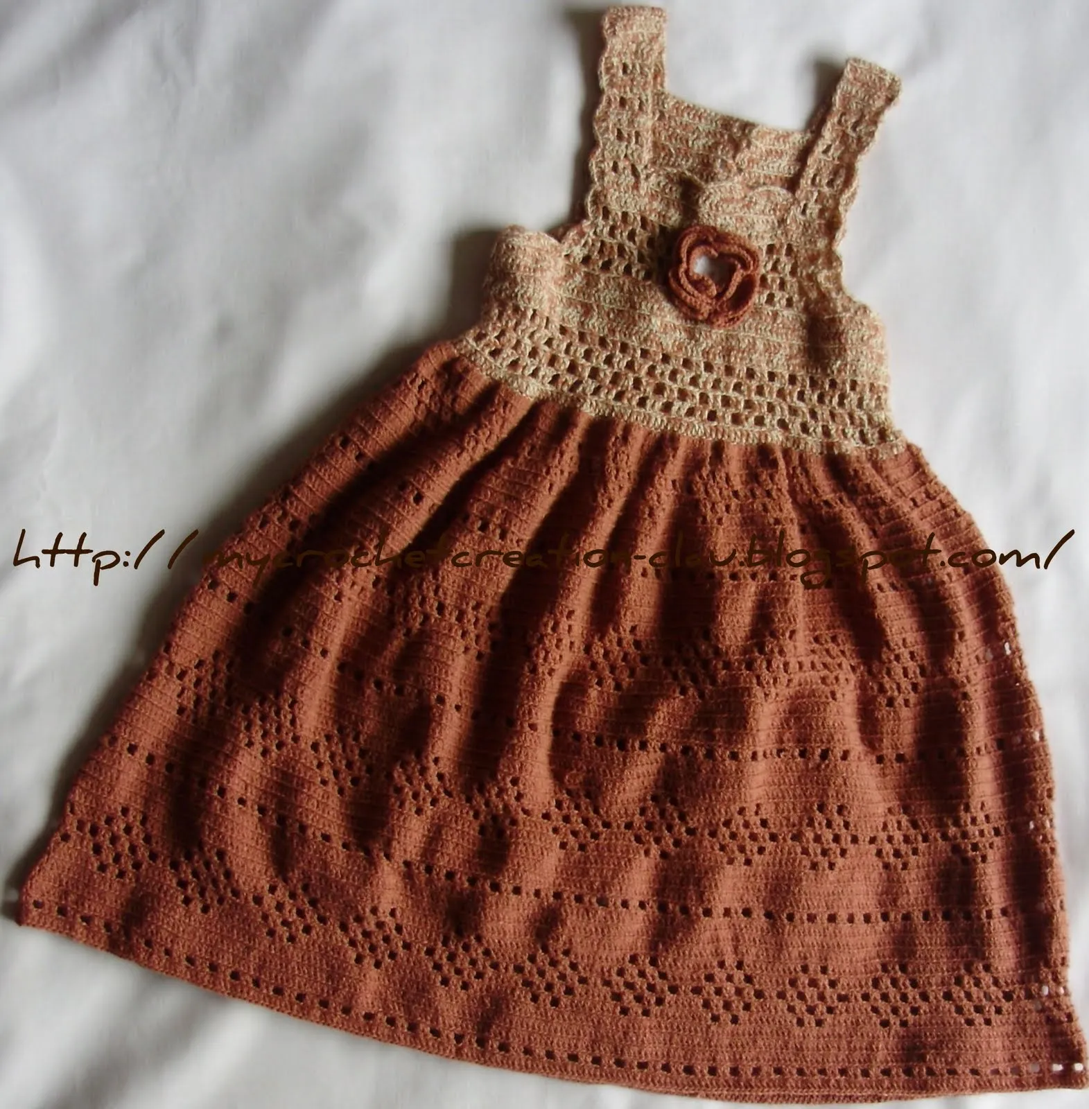 Clau's Crochet Creation: VESTIDOS PARA NIÑAS!!!!!