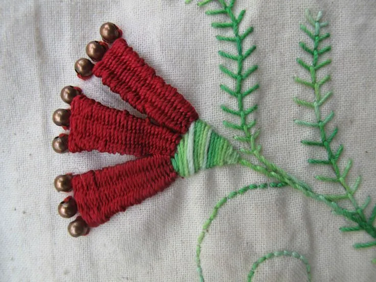 Clavelina. Detalle. Bordada a mano por Carolina Gana. Taller de ...