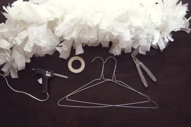 Clo By Clau!: DIY: Crepe paper angel wings - Cómo hacer alitas de ... Clo By Clau!: DIY: Crepe paper angel wings - Cómo hacer alitas de ...