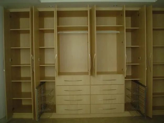Closet de madera modernos - Imagui