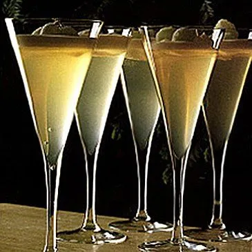 El Club de Curdas: VAMOS A BRINDAR AGARREN SUS COPAS!!!!