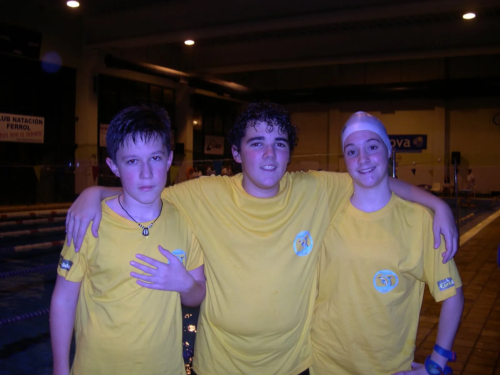 CLUB NATACIÓN ARROAZ FENE: noviembre 2009