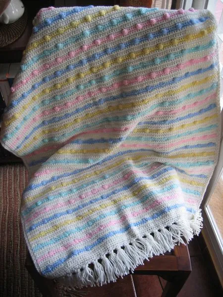 Mantas Bebé (baby afghan) | esdovi.com ( El Señor de los Ovillos ) Mantas Bebé (baby afghan) | esdovi.com ( El Señor de los Ovillos )