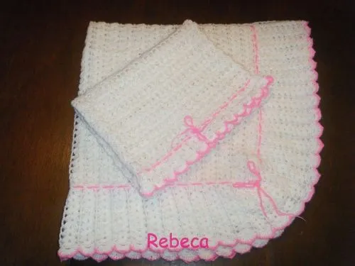 Cobijitas de bebé tejidas a crochet - Imagui