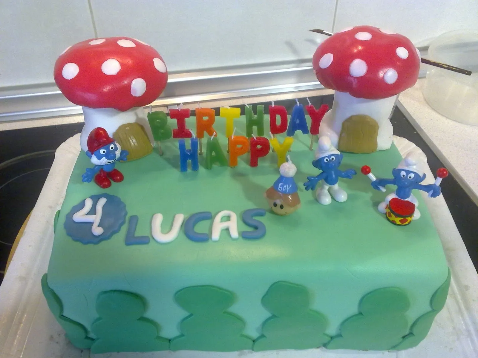 Cocer y cantar: Tarta de los pitufos para mi pitufo Cocer y cantar: Tarta de los pitufos para mi pitufo