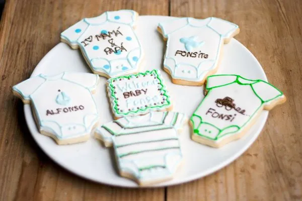 La Cocina de Carolina: Galletas decoradas con glasa real de ... La Cocina de Carolina: Galletas decoradas con glasa real de ...