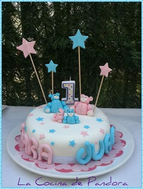La Cocina de Pandora: Tarta de fondant para el 1er.cumpleaños de ... La Cocina de Pandora: Tarta de fondant para el 1er.cumpleaños de ...