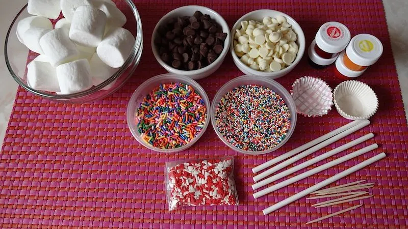 Mi Cocina Rápida: Paletas de Bombón cubiertas de Chocolate Mi Cocina Rápida: Paletas de Bombón cubiertas de Chocolate