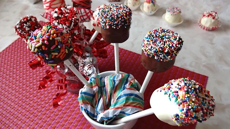 Mi Cocina Rápida: Paletas de Bombón cubiertas de Chocolate